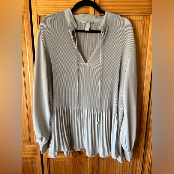 H&M Long Sleeved Blouse Large - Picture 1 of 4
